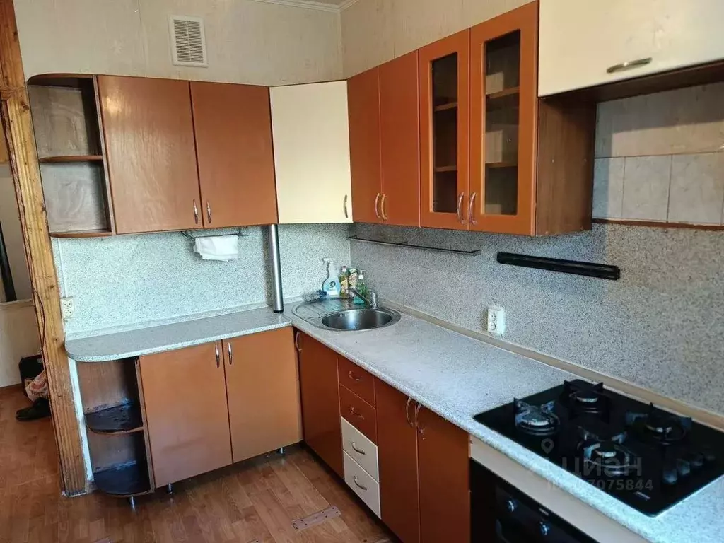 3-к кв. Белгородская область, Белгород 10-й мкр, ул. 60 лет Октября, 1 ... - Фото 1