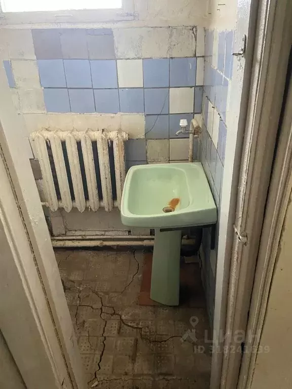 Свободной планировки кв. Коми, Ижемский район, с. Ижма ул. Семяшкина, ... - Фото 0