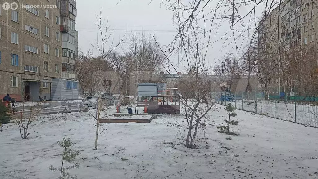 4-комнатная квартира: Омск, микрорайон Заозёрный, проспект Менделеева, ... - Фото 2