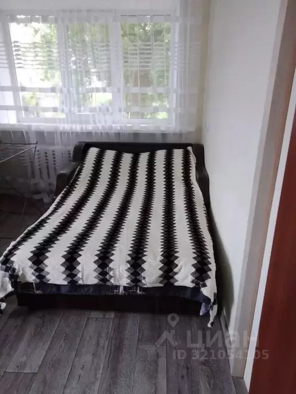 1-к кв. Тверская область, Ржев ул. Грацинского, 28 (30.0 м) - Фото 2