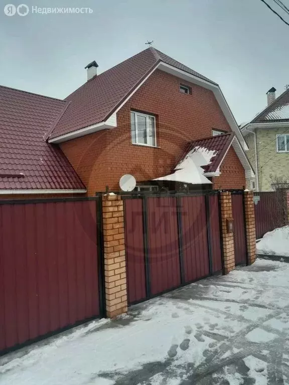 Дом в Старый Оскол, Кленовая улица, 17 (240 м) - Фото 1