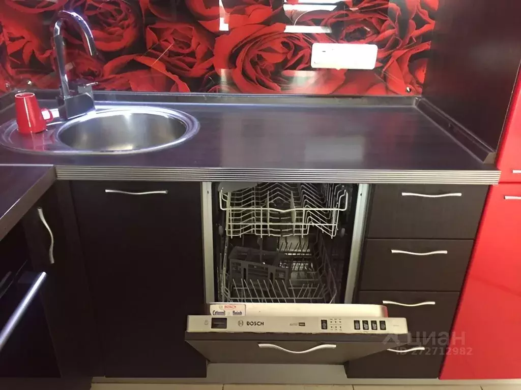 Студия Тюменская область, Тюмень ул. 50 лет ВЛКСМ, 13к2 (35.0 м) - Фото 1