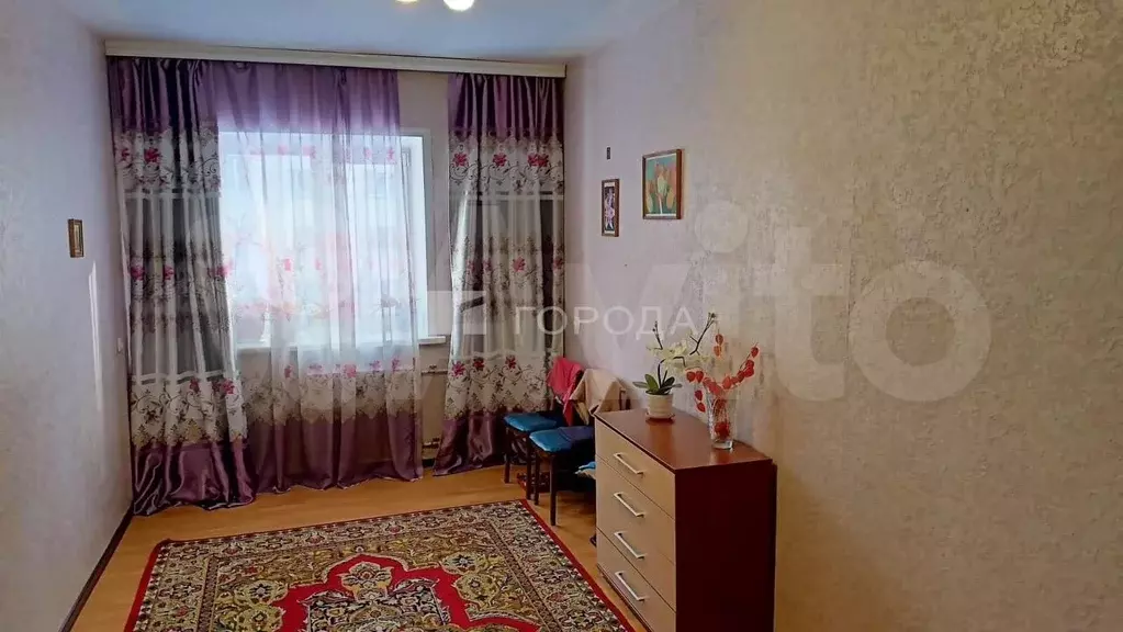 Комната 33 м в 2-к., 3/5 эт. - Фото 0