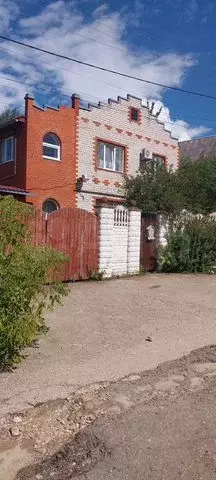 Дом 220 м на участке 10 сот. - Фото 0