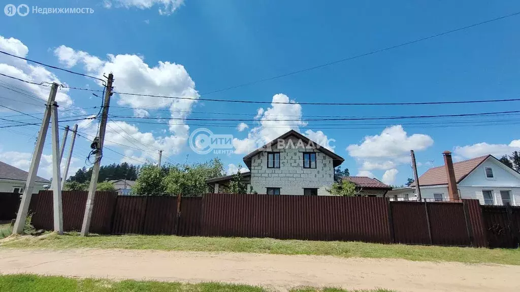 Дом в Староживотинное, улица Коммунаров, 81 (112.1 м) - Фото 0