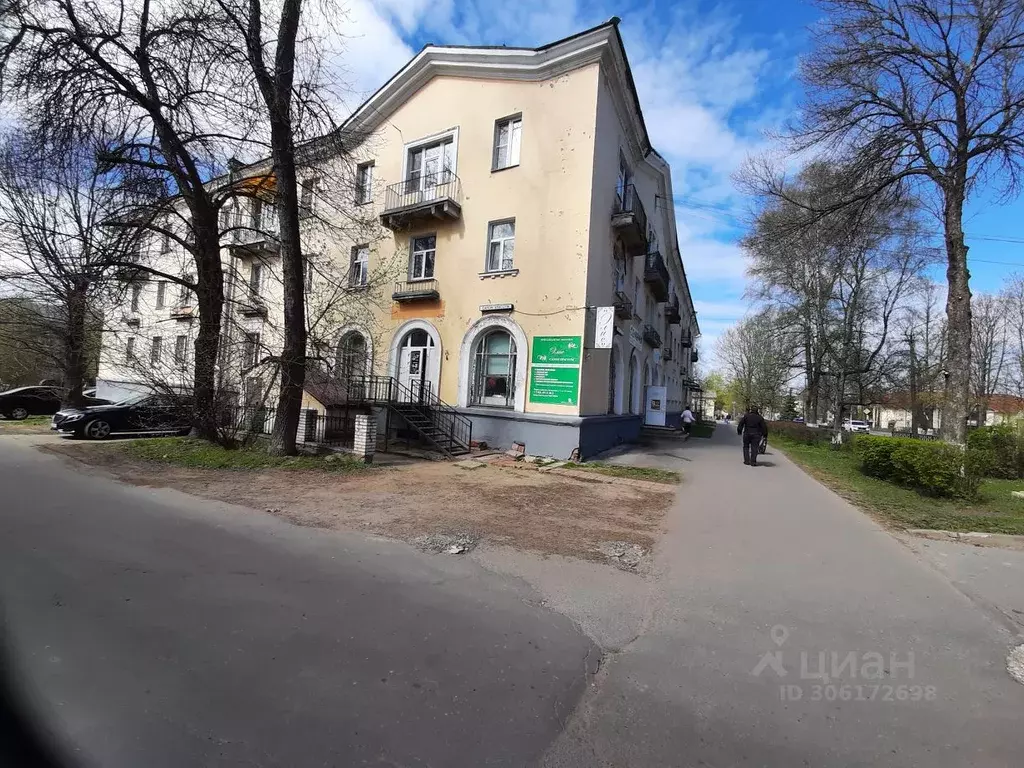 Помещение свободного назначения в Ленинградская область, Волхов ул. ... - Фото 1