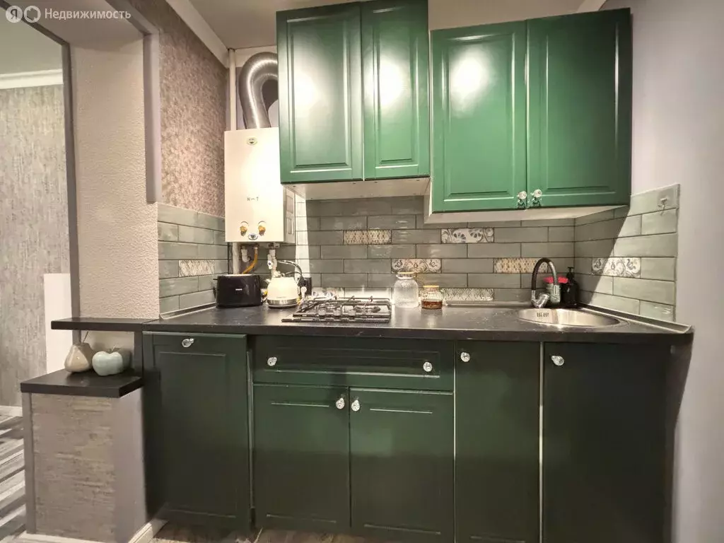 3-комнатная квартира: Нальчик, улица Тарчокова, 24 (56 м) - Фото 1