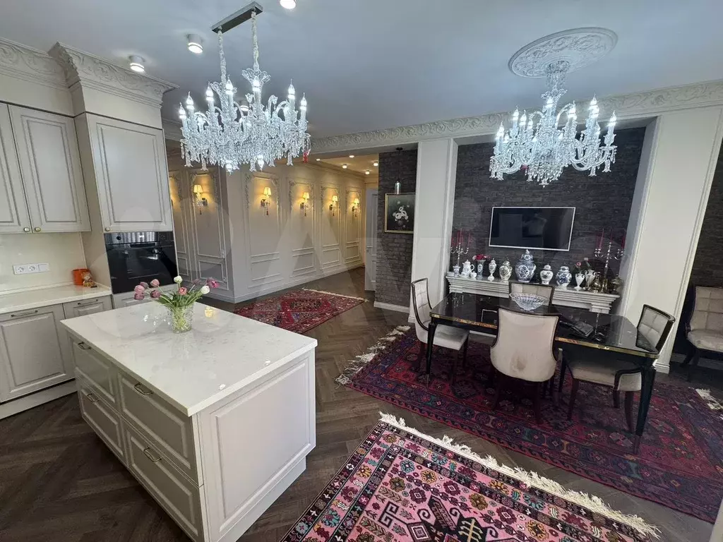 3-к. квартира, 110 м, 4/5 эт. - Фото 1