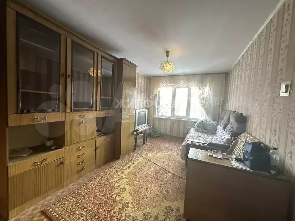 3-к. квартира, 60 м, 2/9 эт. - Фото 1