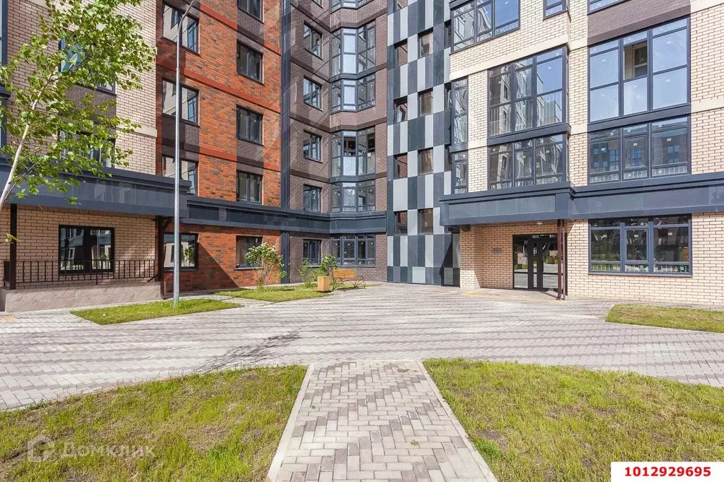 Продаётся 2-к квартира, 56.6 м - Фото 1