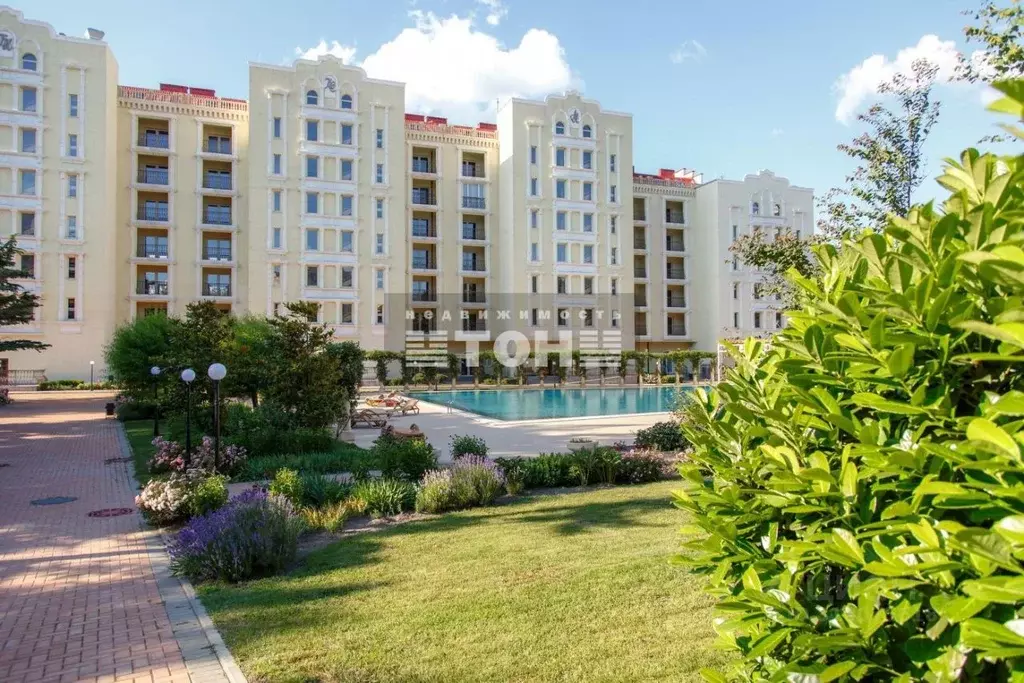 2-к кв. Краснодарский край, Геленджик Революционная ул., 47 (107.7 м) - Фото 1