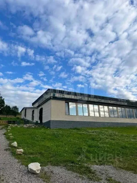 Дом в Пермский край, Губахинский муниципальный округ, Усьва рп ул. ... - Фото 1