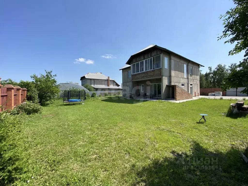 Дом в Красноярский край, Красноярск Ярлыковская ул., 16 (305 м) - Фото 1