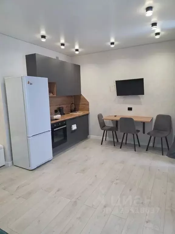 Студия Тюменская область, Тобольск Центральный мкр, 28 (30.0 м) - Фото 2