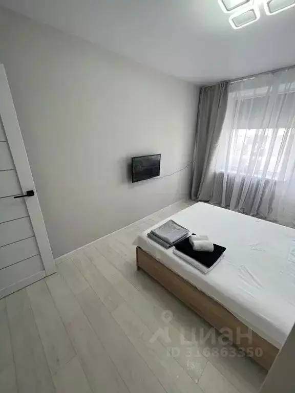 2-к кв. Волгоградская область, Калач-на-Дону ул. 65-й Армии, 8 (50.0 ... - Фото 2