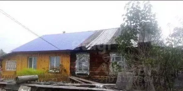 Дом в Пермский край, Ильинский муниципальный округ, пос. Октябрьский ... - Фото 1