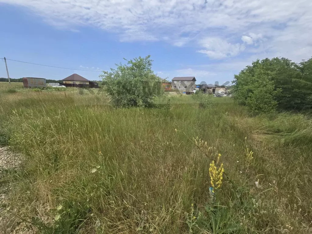 Участок в Адыгея, Майкоп городской округ, пос. Родниковый ул. ... - Фото 0