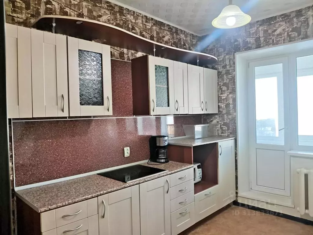 2-к кв. Магаданская область, Магадан ул. Билибина, 24 (53.0 м) - Фото 0