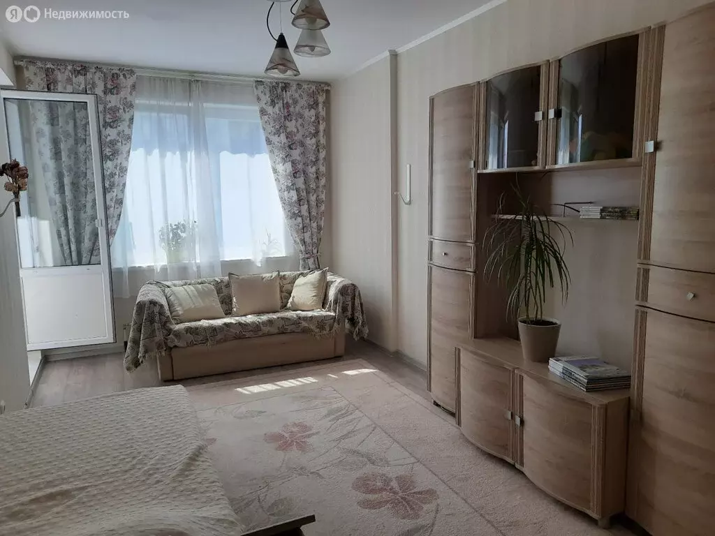 1-комнатная квартира: Екатеринбург, улица Краснолесья, 141 (40 м) - Фото 0