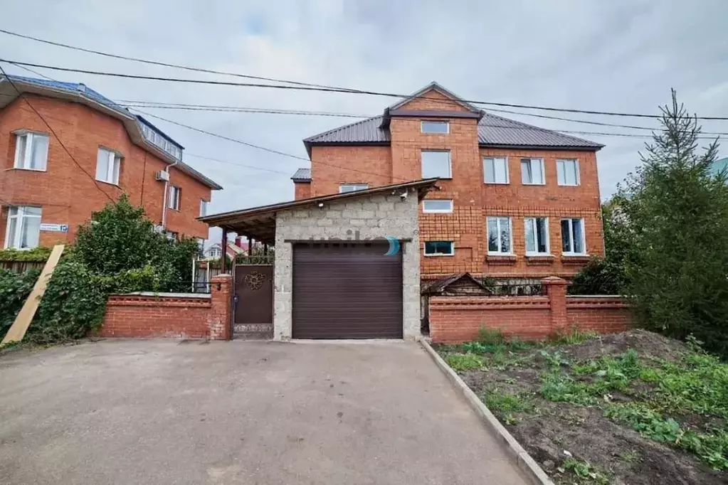Дом в Башкортостан, Стерлитамакский район, Отрадовский сельсовет, с. ... - Фото 1