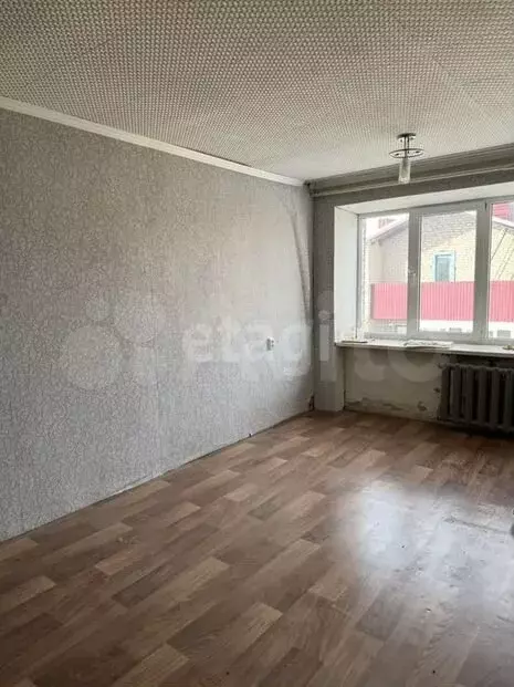 2-к. квартира, 60м, 3/3эт. - Фото 0