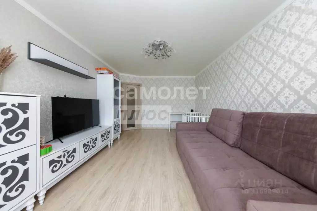 2-к кв. Брянская область, Брянск ул. Плеханова, 62 (55.7 м) - Фото 1