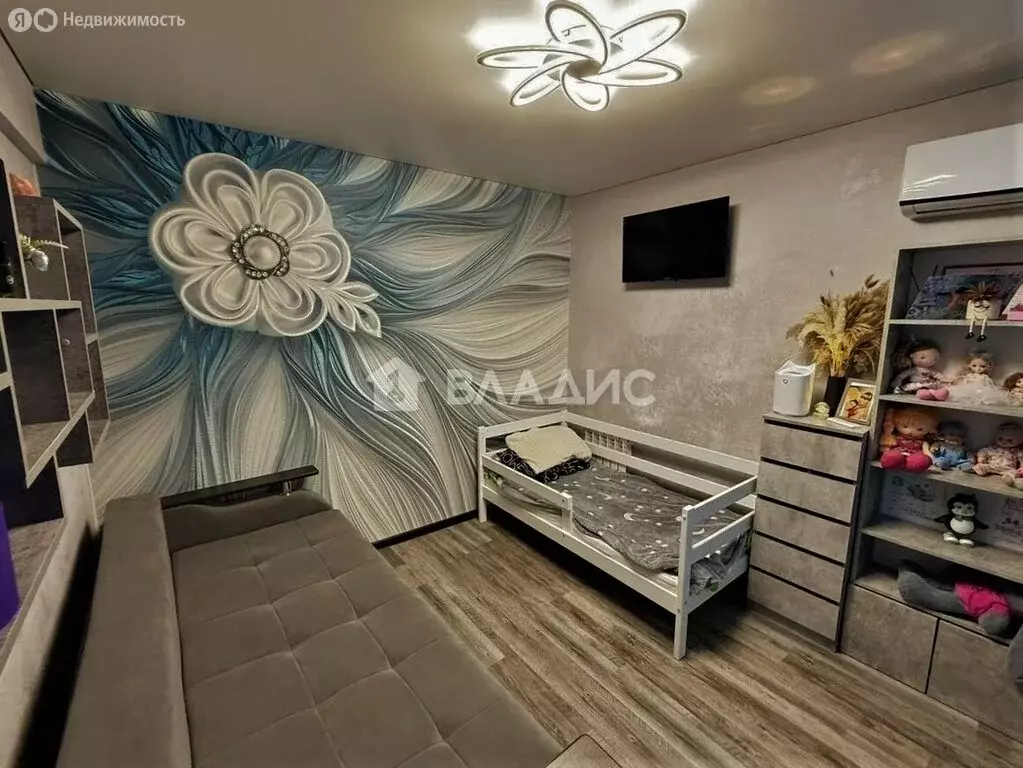 3-комнатная квартира: Тамбовка, Ленинская улица, 101 (53 м) - Фото 1