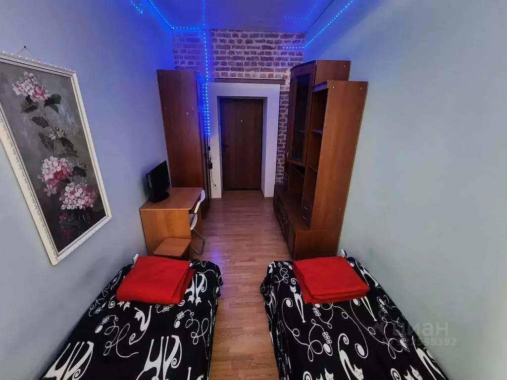 Комната Санкт-Петербург Новороссийская ул., 47 - Фото 1