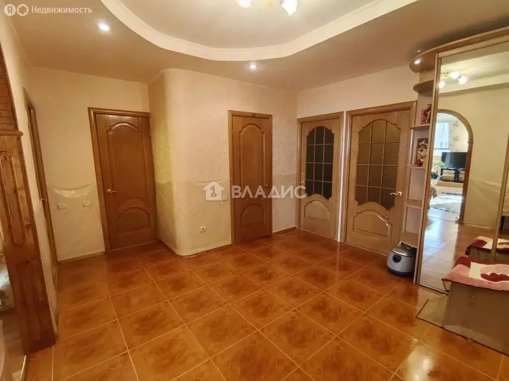 3-комнатная квартира: Чита, улица Балябина, 16 (111.5 м) - Фото 1