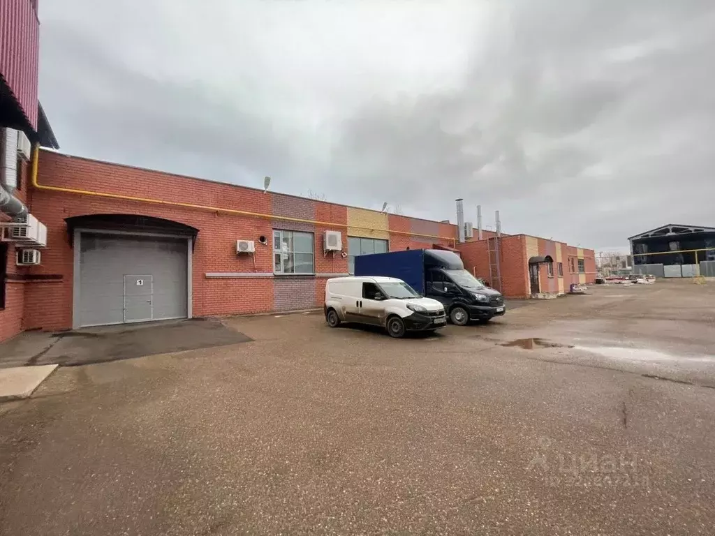 Склад в Татарстан, Казань ул. Аделя Кутуя, 124с2 (2049 м) - Фото 1