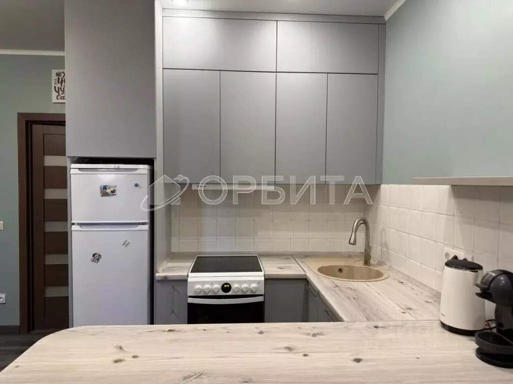 Студия Тюменская область, Тюмень ул. Верхнетарманская, 5 (26.1 м) - Фото 1