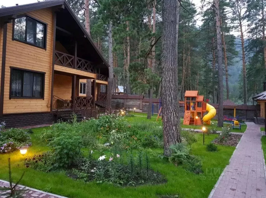 Дом в Алтай, Чемальский район, с. Чепош Лесной пер., 22 (190 м) - Фото 2