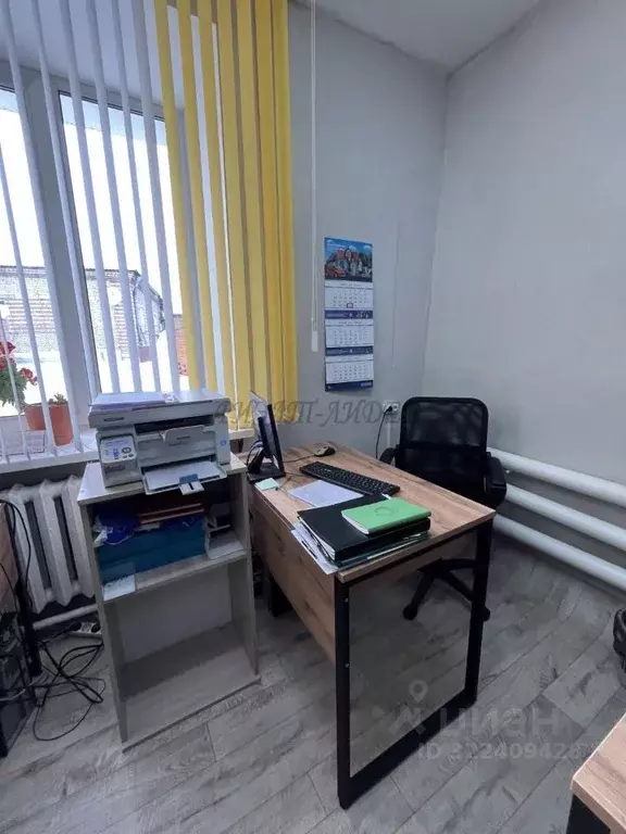 Офис в Алтай, Горно-Алтайск ул. Валерия Чаптынова, 17/1 (10 м) - Фото 2