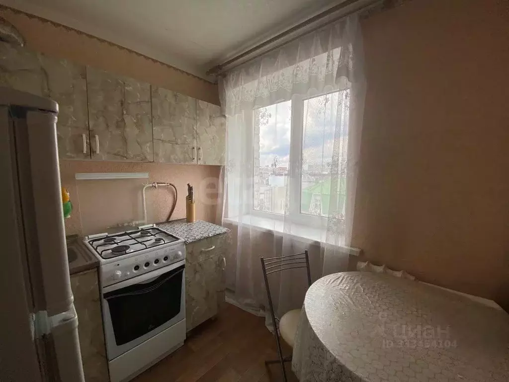 2-к кв. Белгородская область, Белгород ул. Попова, 42 (40.0 м) - Фото 1