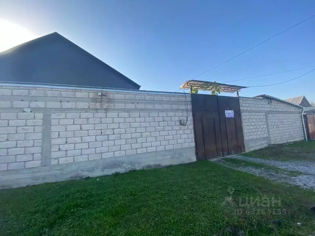 Дом в Северная Осетия, Алагир ул. Карсанова, 35 (140 м) - Фото 0