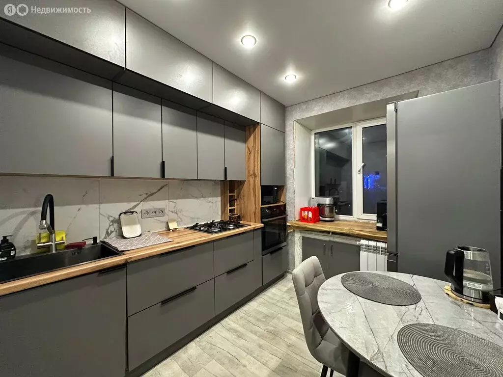 1-комнатная квартира: Калуга, улица Кирова, 47 (37.9 м) - Фото 2