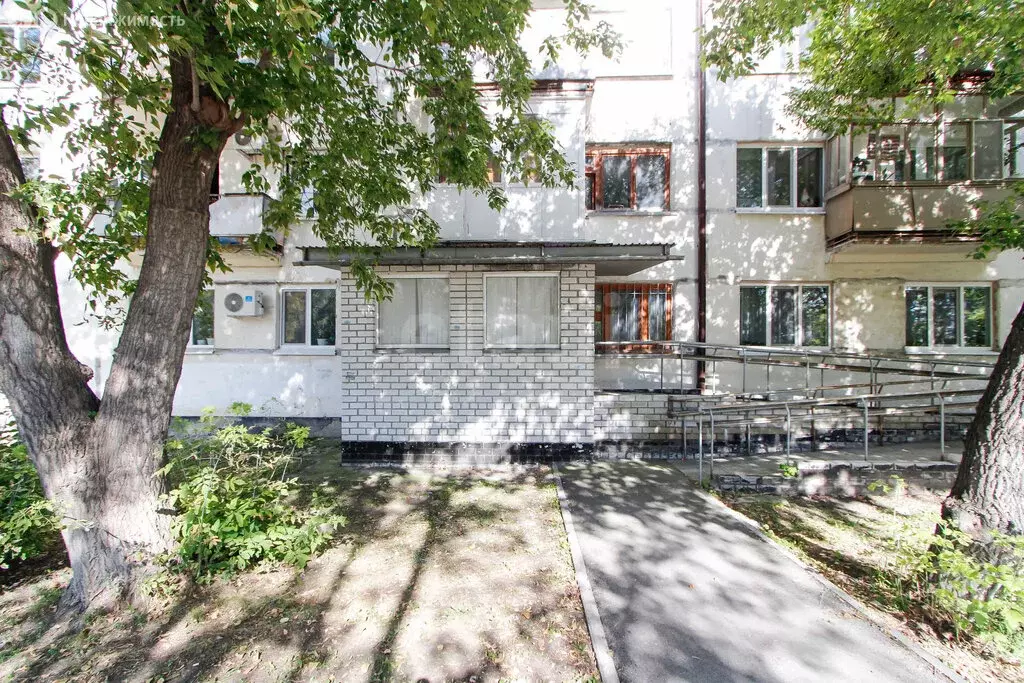 4-комнатная квартира: Тюмень, Полевая улица, 14 (64.6 м) - Фото 2