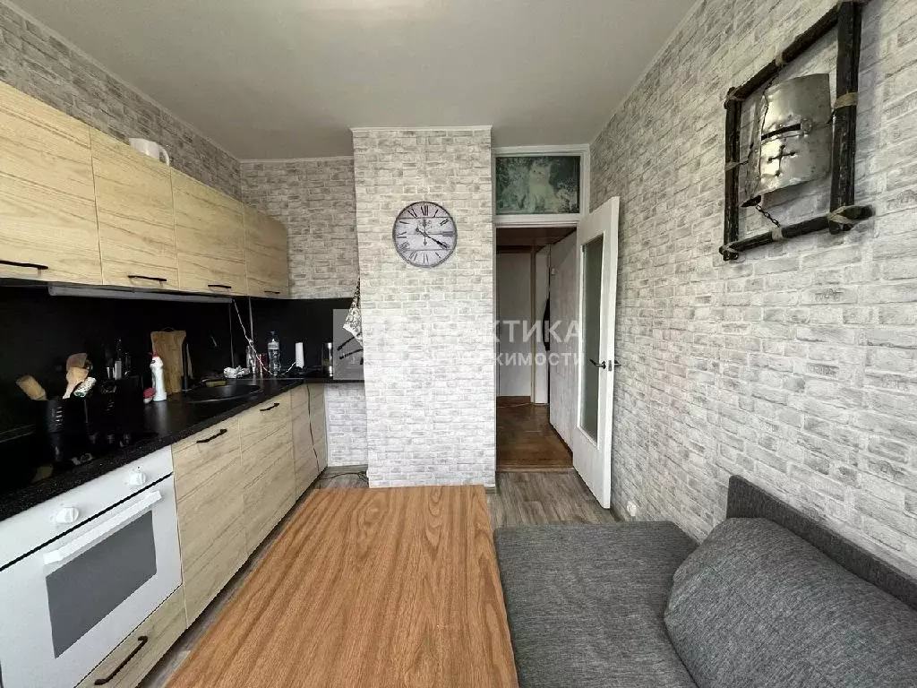 Продается 2-комнатная квартира - Фото 2