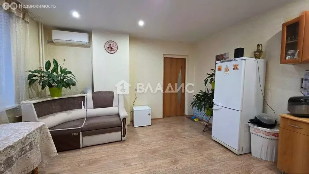 3-комнатная квартира: село Фролы, Весенняя улица, 34 (76.1 м) - Фото 2