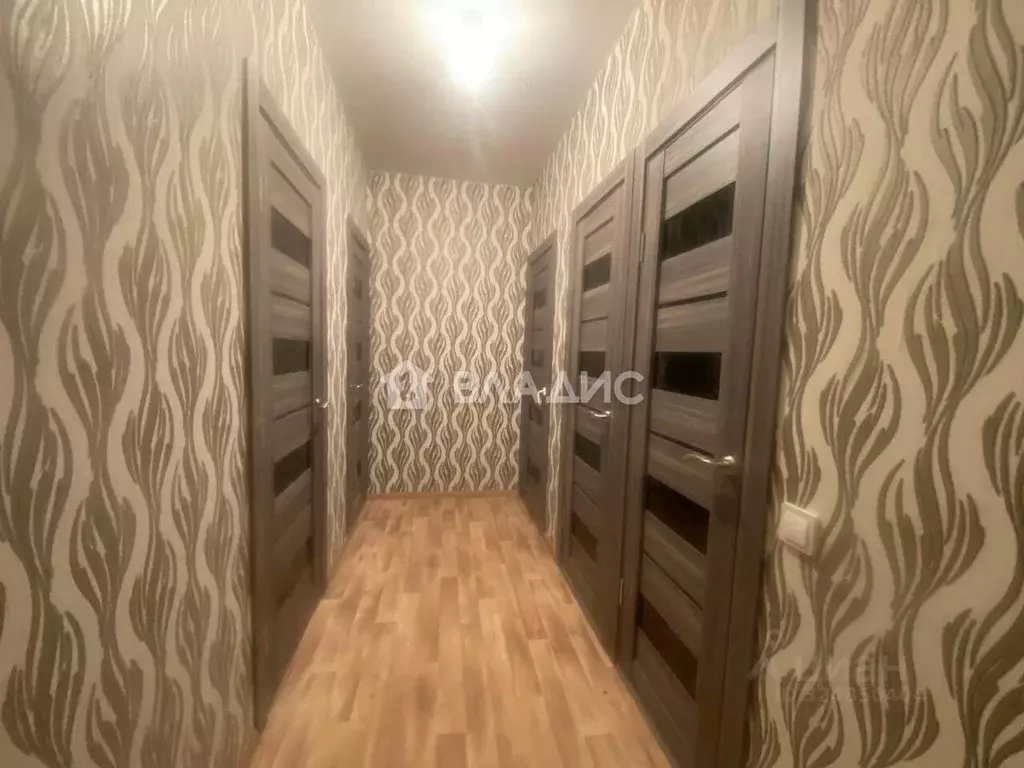 3-к кв. Пензенская область, с. Бессоновка ул. Центральная, 2К/1 (81.7 ... - Фото 1