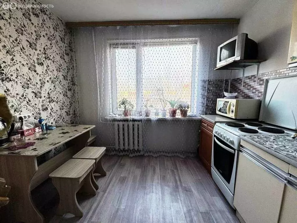 2-комнатная квартира: Уссурийск, улица Попова, 116 (47.1 м) - Фото 1
