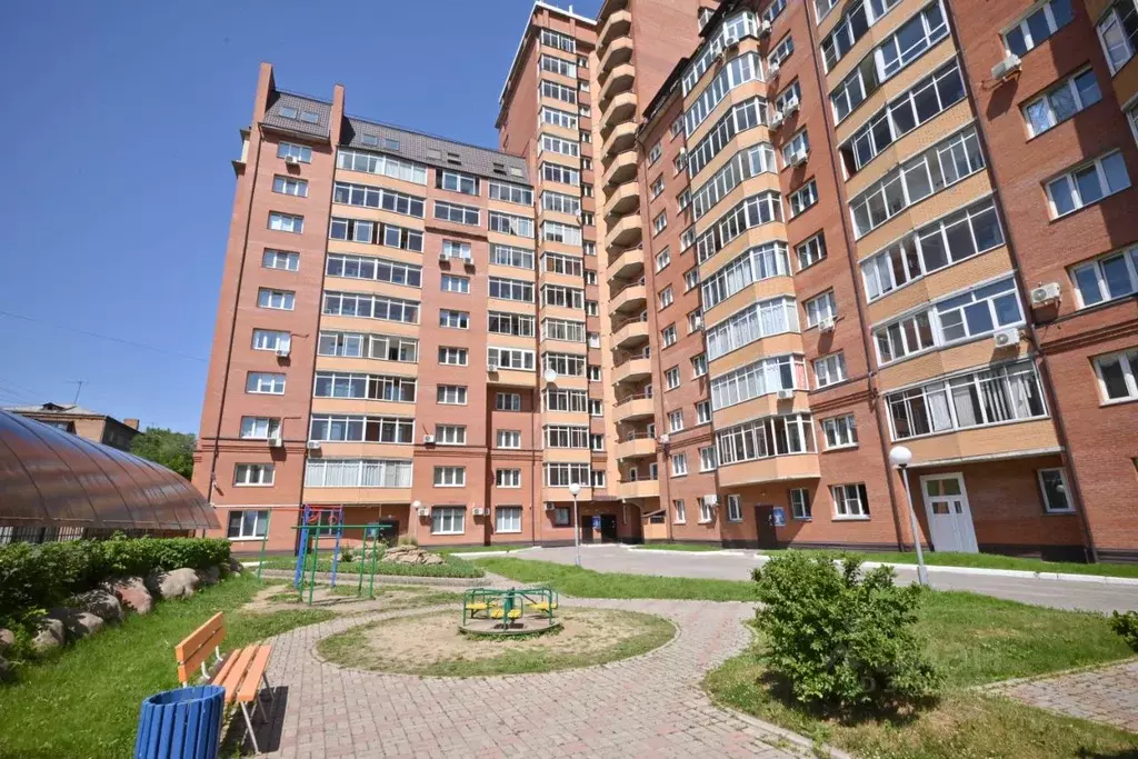 3-к кв. Красноярский край, Красноярск ул. Толстого, 21 (92.5 м) - Фото 1