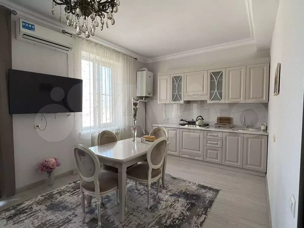 1-к. квартира, 45 м, 1/5 эт. - Фото 0