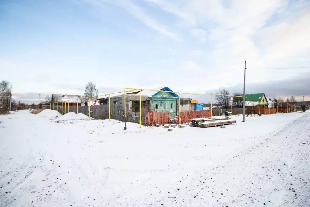 Дом в Свердловская область, Горноуральский муниципальный округ, с. ... - Фото 1