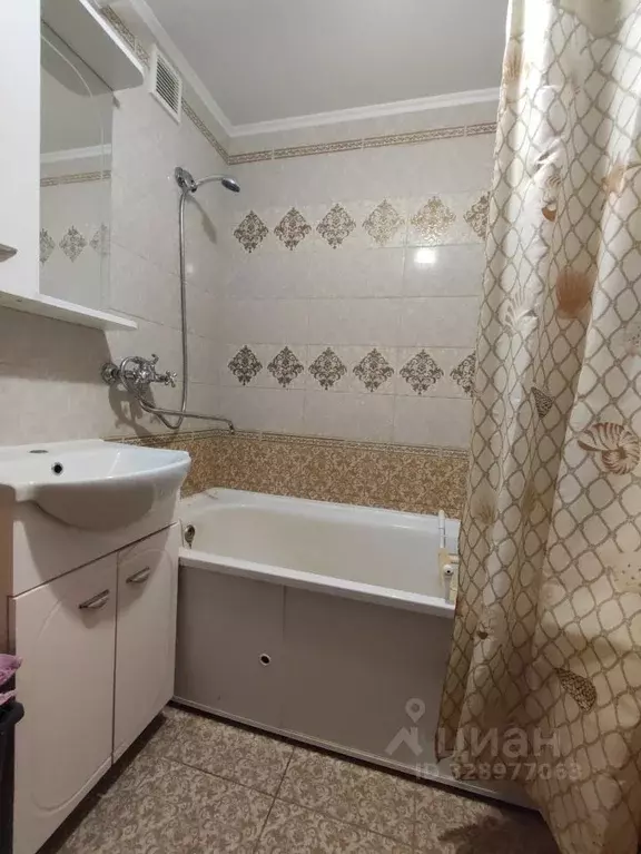 2-к кв. Самарская область, Самара Съездовская ул., 8 (68.0 м) - Фото 1