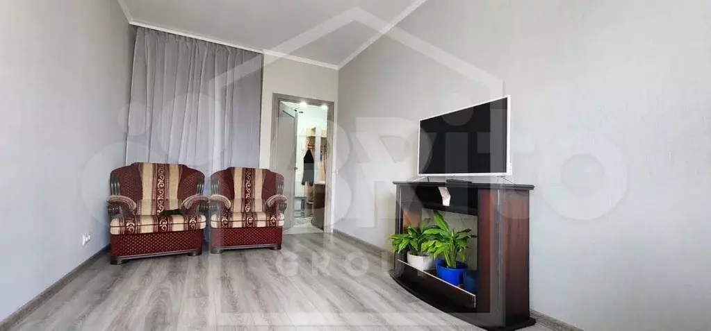 1-к. квартира, 40 м, 4/18 эт. - Фото 1