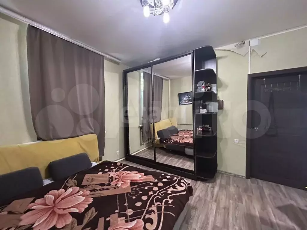 Комната 24 м в 1-к., 1/2 эт. - Фото 1