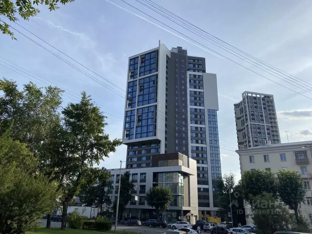 2-к кв. Свердловская область, Екатеринбург пер. Гаринский, 3 (97.3 м) - Фото 1