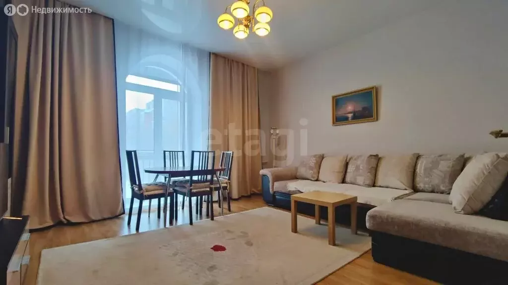 3-комнатная квартира: Омск, улица Пушкина, 136 (74.9 м) - Фото 1