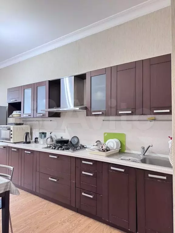 3-к. квартира, 130 м, 8/10 эт. - Фото 0